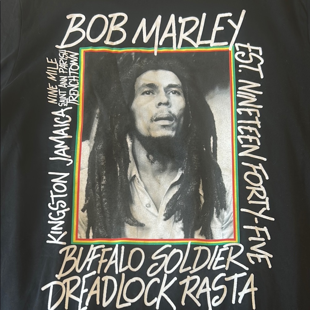 Black Bravado VGUC Bob Marley Graphic T-Shirt